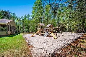 Full Kitchen Hot Tub Indoor Pool Sleeps 6