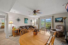 Full Kitchen Hot Tub Indoor Pool Sleeps 6