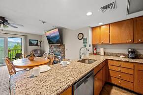 Full Kitchen Hot Tub Indoor Pool Sleeps 6