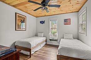 Indoor Pool Sleeps 7 Mountain Views Playground