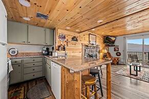 Indoor Pool Sleeps 7 Mountain Views Playground