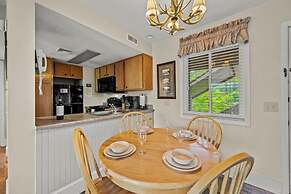 Mountain Views Sleeps 6 Heated Pool Hot Tub