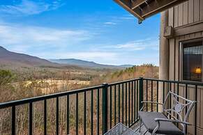 Sleeps 4 Heated Pool Hot Tub Mountain View