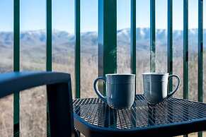 Sleeps 4 Heated Pool Hot Tub Mountain View