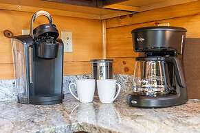 Mountain Views Sauna Hot Tub Fire Pit