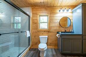 Mountain Views Sauna Hot Tub Fire Pit