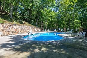 Mountain Views Sauna Hot Tub Fire Pit