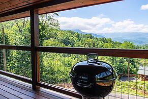 Mountain Views Sauna Hot Tub Fire Pit