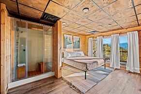 Mountain Views Sauna Hot Tub Fire Pit