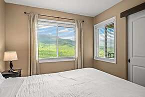 Indoor Pool Mountain Views Hot Tub Sleeps 6