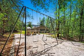 Hot Tub Heated Pool Mountain Views Sleeps 6