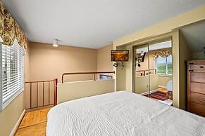 Hot Tub Heated Pool Mountain Views Sleeps 6