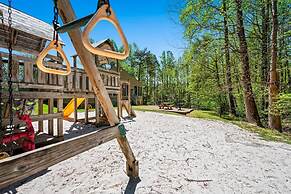 Hot Tub Heated Pool Mountain Views Sleeps 6