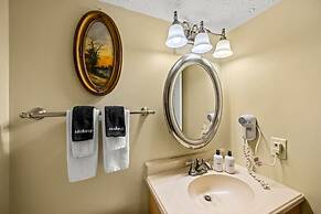 Hot Tub Heated Pool Mountain Views Sleeps 6