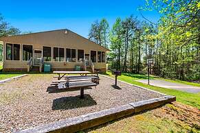 Hot Tub Heated Pool Mountain Views Sleeps 6