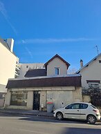 Oliasi Poissy