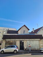 Oliasi Poissy