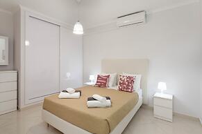 Zurrinha Holidays With Jacuzzi