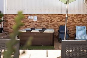 Zurrinha Holidays With Jacuzzi