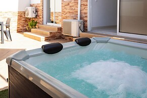 Zurrinha Holidays With Jacuzzi