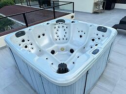 Luxury with Ocean Views&Private Rooftop