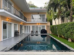 Luxury with Ocean Views&Private Rooftop