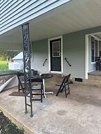 Mama Jeans Pillowville Home