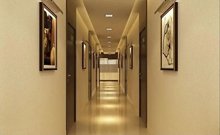 THE REGAL PARK HOTEL