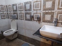 Hotel Yash Raj