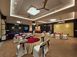 Devki Grand Hotel