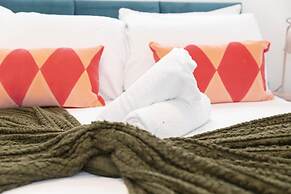 Ocean Side With Free Parking By My Getaways