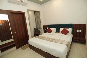 Rajmoti hotel& restro