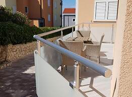 Apartments Sun Dance 2 With Heated Pool