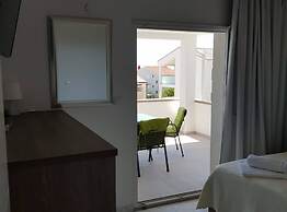 Apartments Sun Dance With Heated Pool