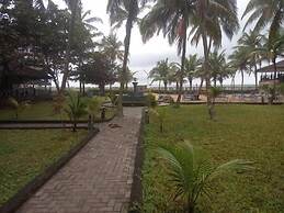 Chakaville Beach Resort