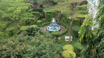 Chakaville Beach Resort