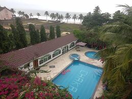 Chakaville Beach Resort