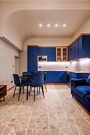 Exquisite Apartment With Patio