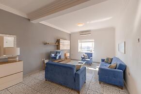 Large Sea View 2BR Apartment