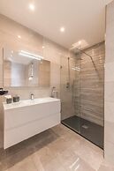 Large Sea View 2BR Apartment