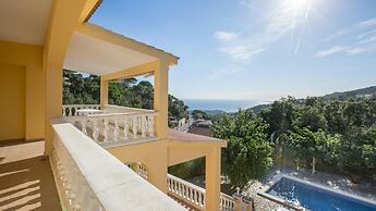 Vila Cora in Lloret de Mar