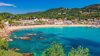 Geranis 3 in Llafranc