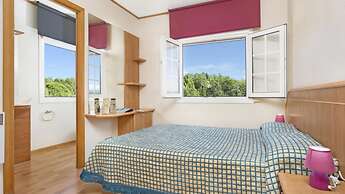 Araceli in Vidreres With 3 Bedrooms and 2 Bathrooms