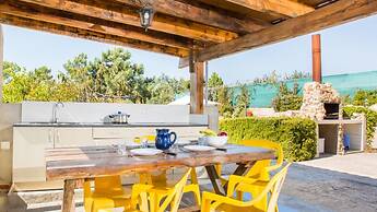 Araceli in Vidreres With 3 Bedrooms and 2 Bathrooms