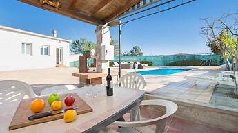 Alonso in Vidreres With 4 Bedrooms and 1 Bathrooms