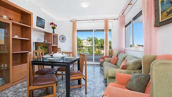 Alonso in Vidreres With 4 Bedrooms and 1 Bathrooms