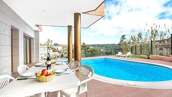 Paulina in Lloret de Mar