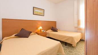 Peral in Llafranc With 2 Bedrooms and 2 Bathrooms