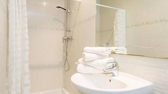 Peral in Llafranc With 2 Bedrooms and 2 Bathrooms