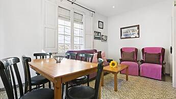 Peral in Llafranc With 2 Bedrooms and 2 Bathrooms